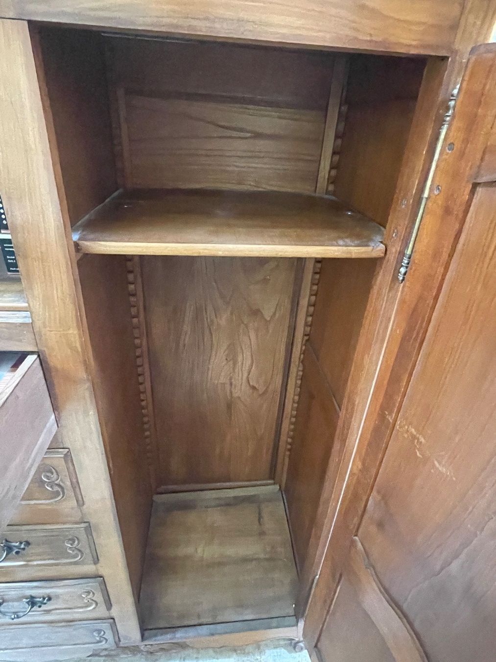 Armadi: Schöner antiker Schrank – Usato da Volketswil venduto da rubin74 8