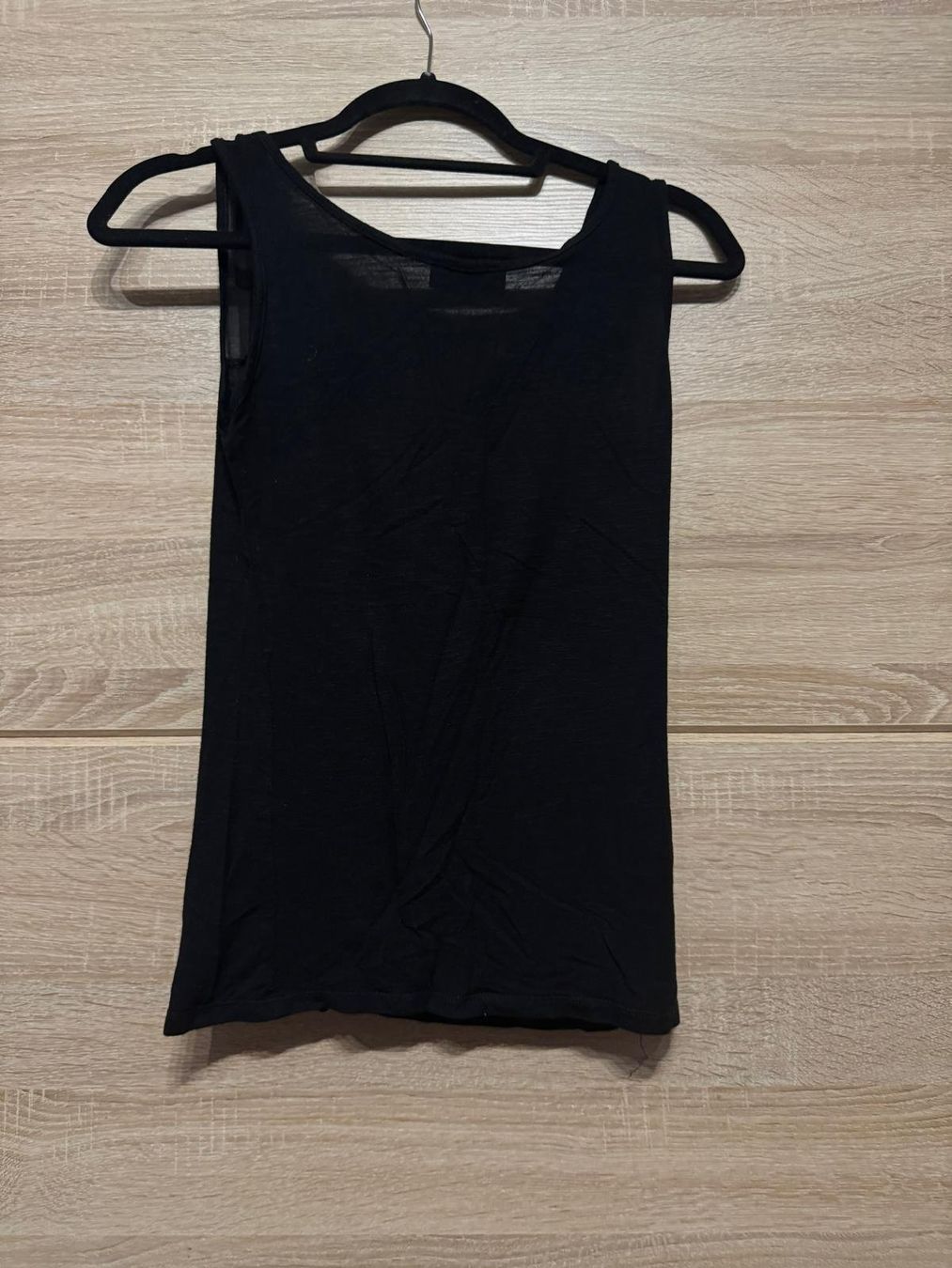 Tops: Débardeur noir Yendi – Gebraucht aus Montreux von Iza_81199 1