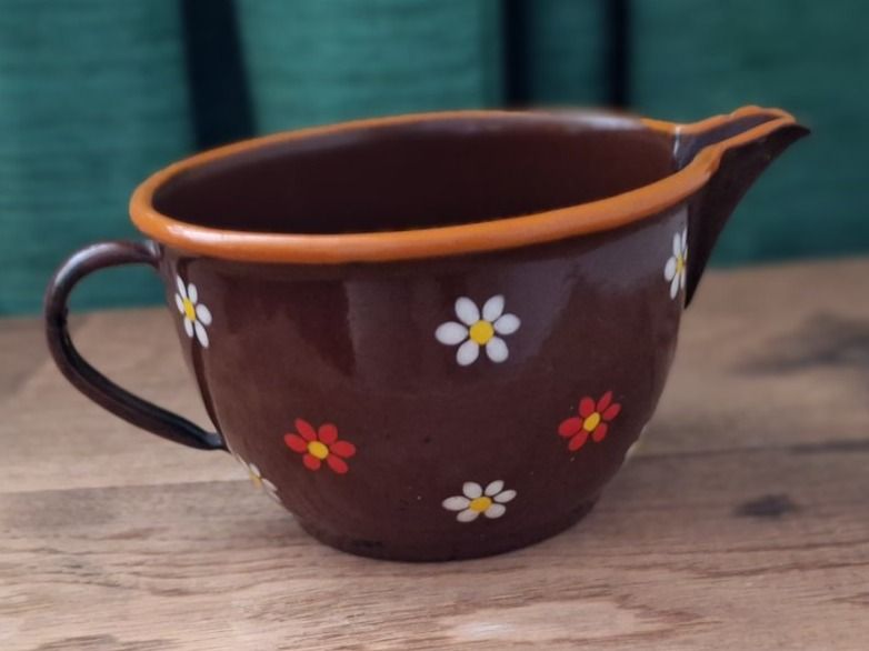 Caraffe: KLEINER KERAMIK KRUG MIT BLÜMCHEN – Usato da spreitenbach venduto da lumbalplatte 3