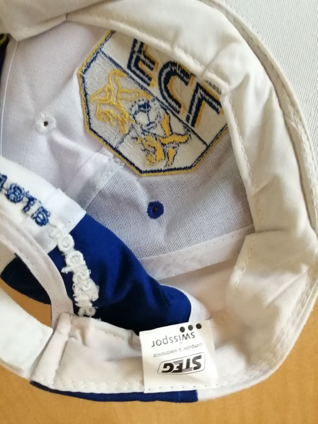 Copricapi, berretti & cappellini: FC Luzern Kappe blau weiss gebraucht – Usato da Honau venduto da holunder3 3