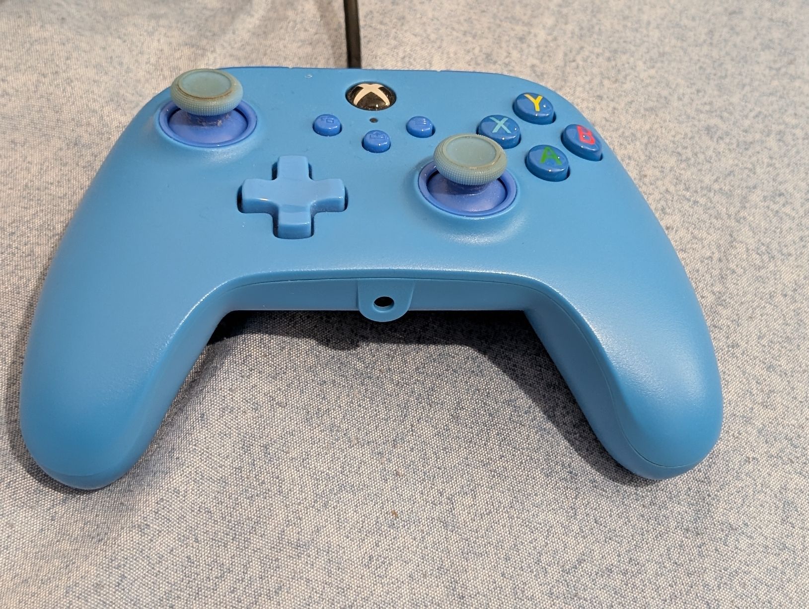 Microsoft Manettes: Controller PowerA Xbox blu cablato, colore blu, ottimo stato – D'occasion à Lugano par c42_d5hr 2