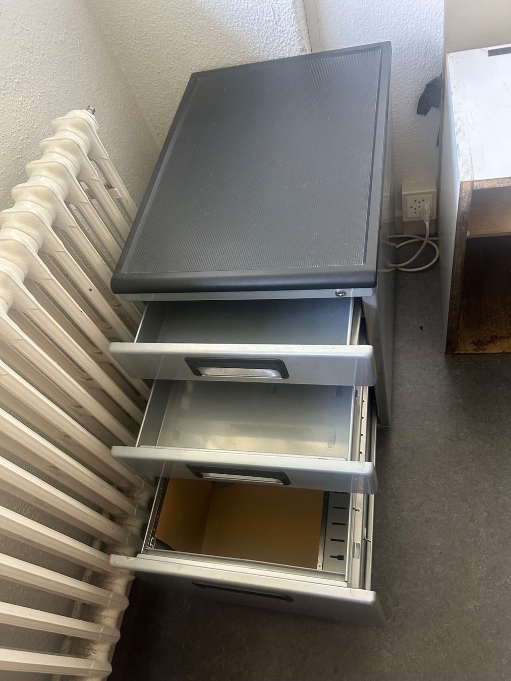 Eléments de bureau: Bürorollkorpus – D'occasion à Zürich par Tm7 2