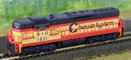 Atlas SD-9 Lokomotive, Chessie System (B&O), Spur N, Top!