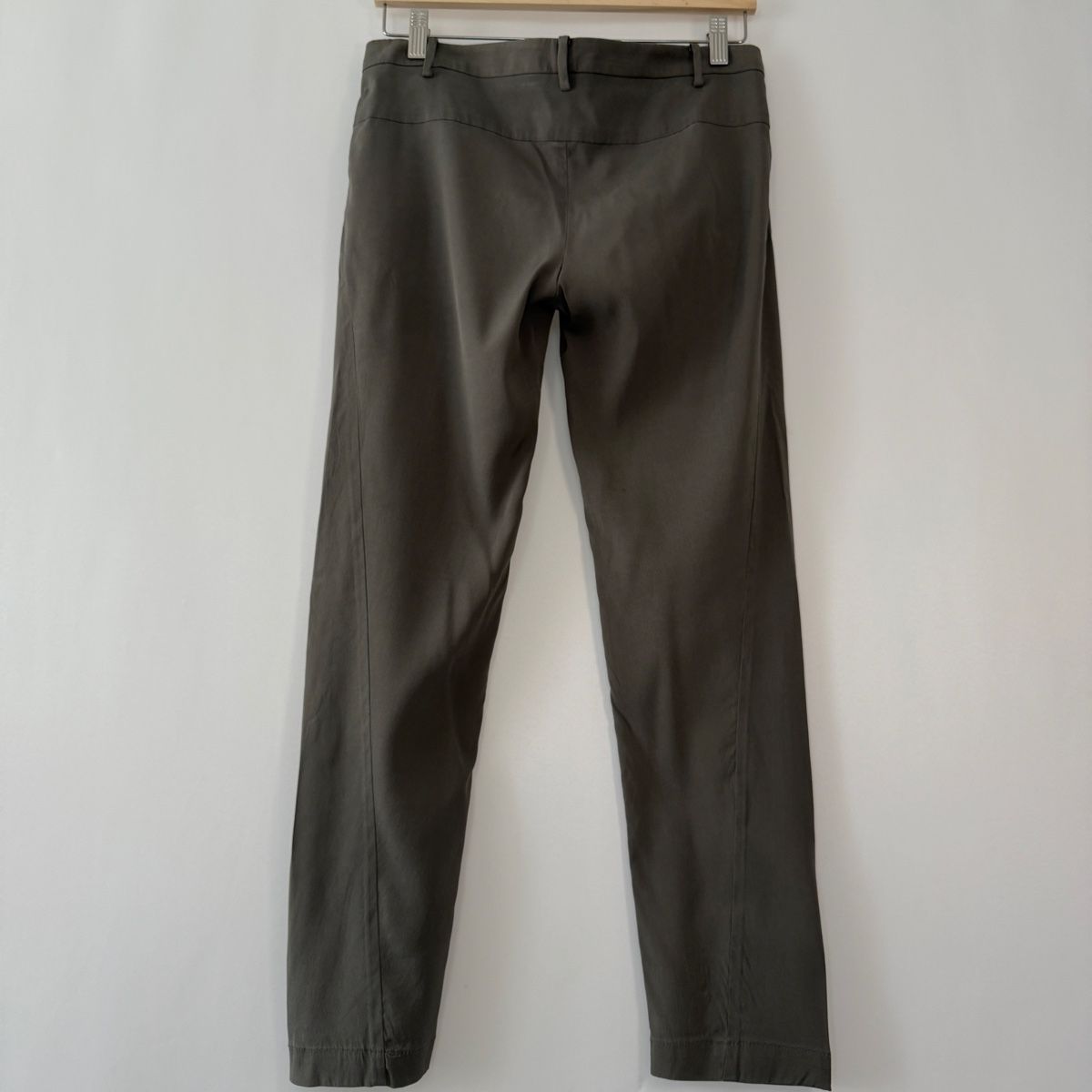 Pantaloni: ILARIA NISTRI Silk Pants – Usato da Emmen venduto da Nightingale_2022 2