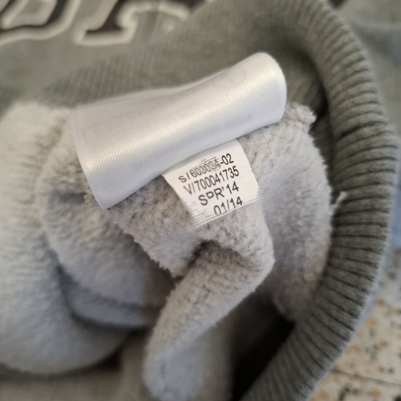 Gap Giacche: Sweat à capuche zippé GAP gris chiné - Taille S – Nuovo (secondo la descrizione) da Le Locle venduto da QUALI-PRIX 5