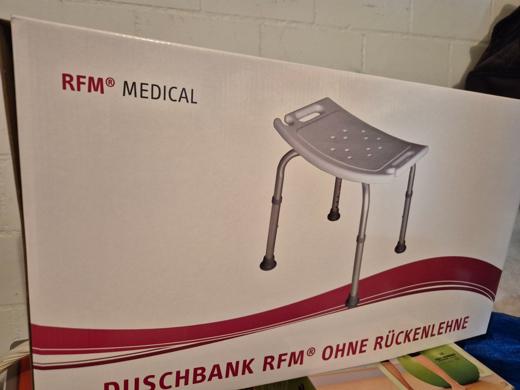 Appareils médicaux: Duschbank – Neuf avec emballage d'origine à Hergiswil NW par Adis_D
