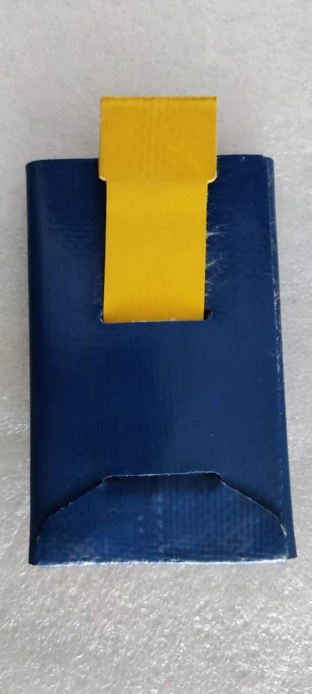 Freitag Brieftaschen: Blau/Gelb Freitag Kartenetui – Gebraucht aus Zürich von sendbad 1