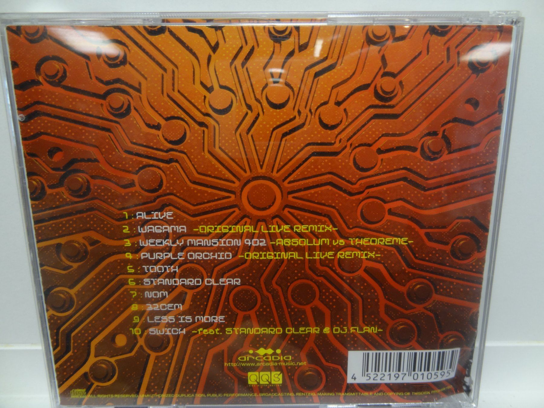 CDs: Theoreme, Less Is More – Gebraucht aus luzern von musicandart 1