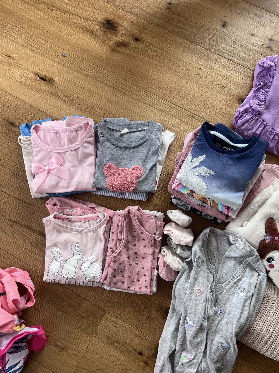 Ensembles coordonnés: Kleiderpaket Grösse 92/98 – D'occasion à Breitenbach par Saskia.Betschart 2