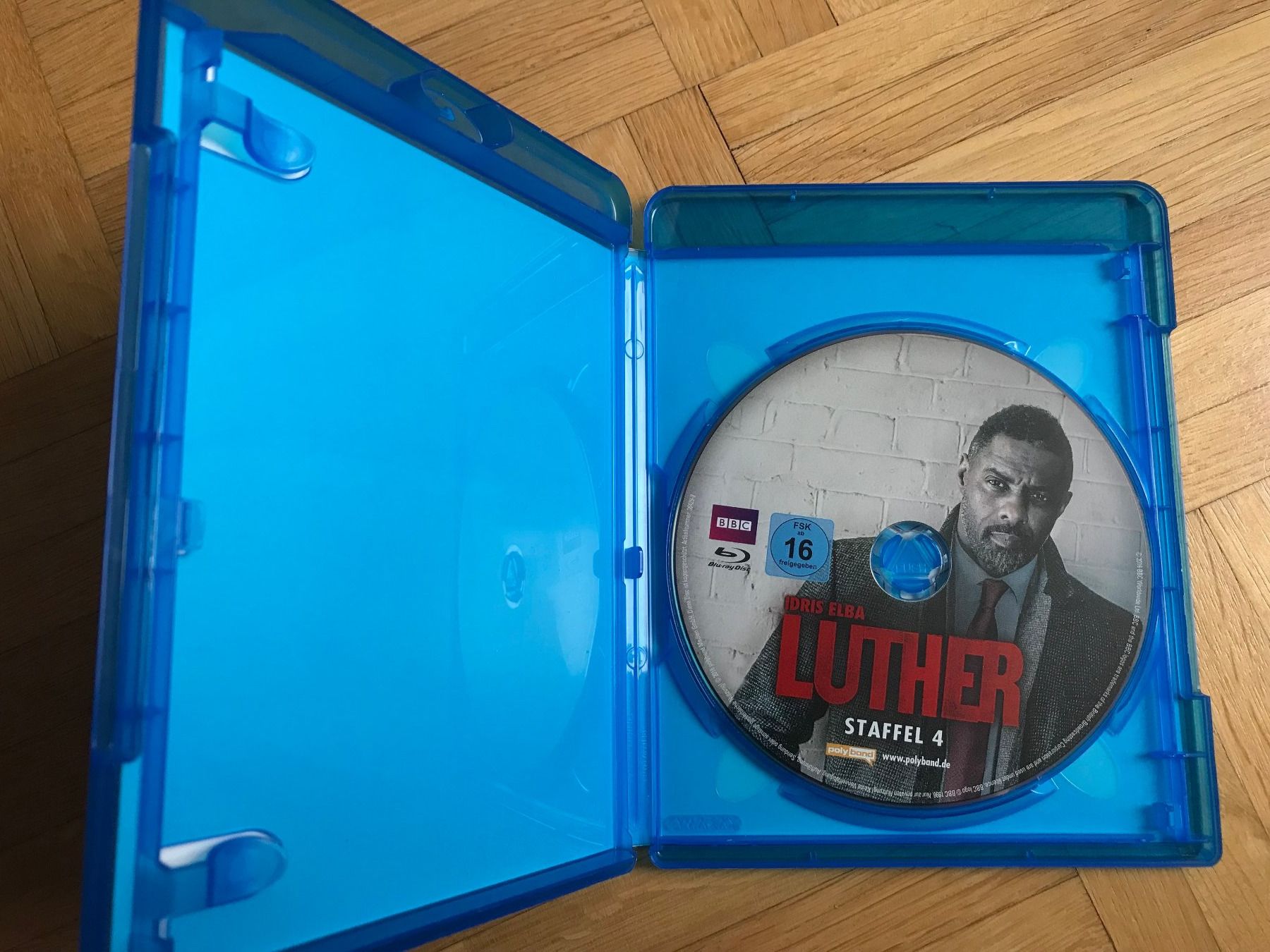 Tutti i DVDs: Luther - Staffel 4 - Blu-ray – Nuovo (secondo la descrizione) da Zürich venduto da Malcom 1