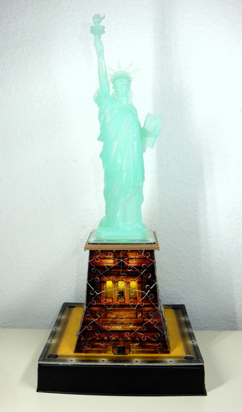 Ravensburger Puzzle: **Puzzle 3D Freiheitsstatue, leuchtend, ein Hingucker** – Usato da zürich venduto da Heidiho1 5