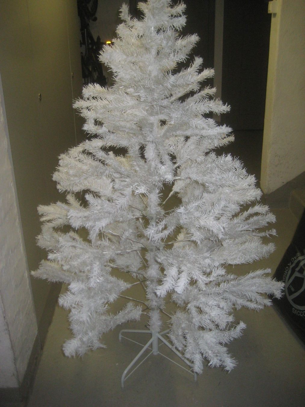 Alle Dekorationen: WEIHNACHTSBAUM   WEISS – Neu (gemäss Beschreibung) aus Uster von flocke1