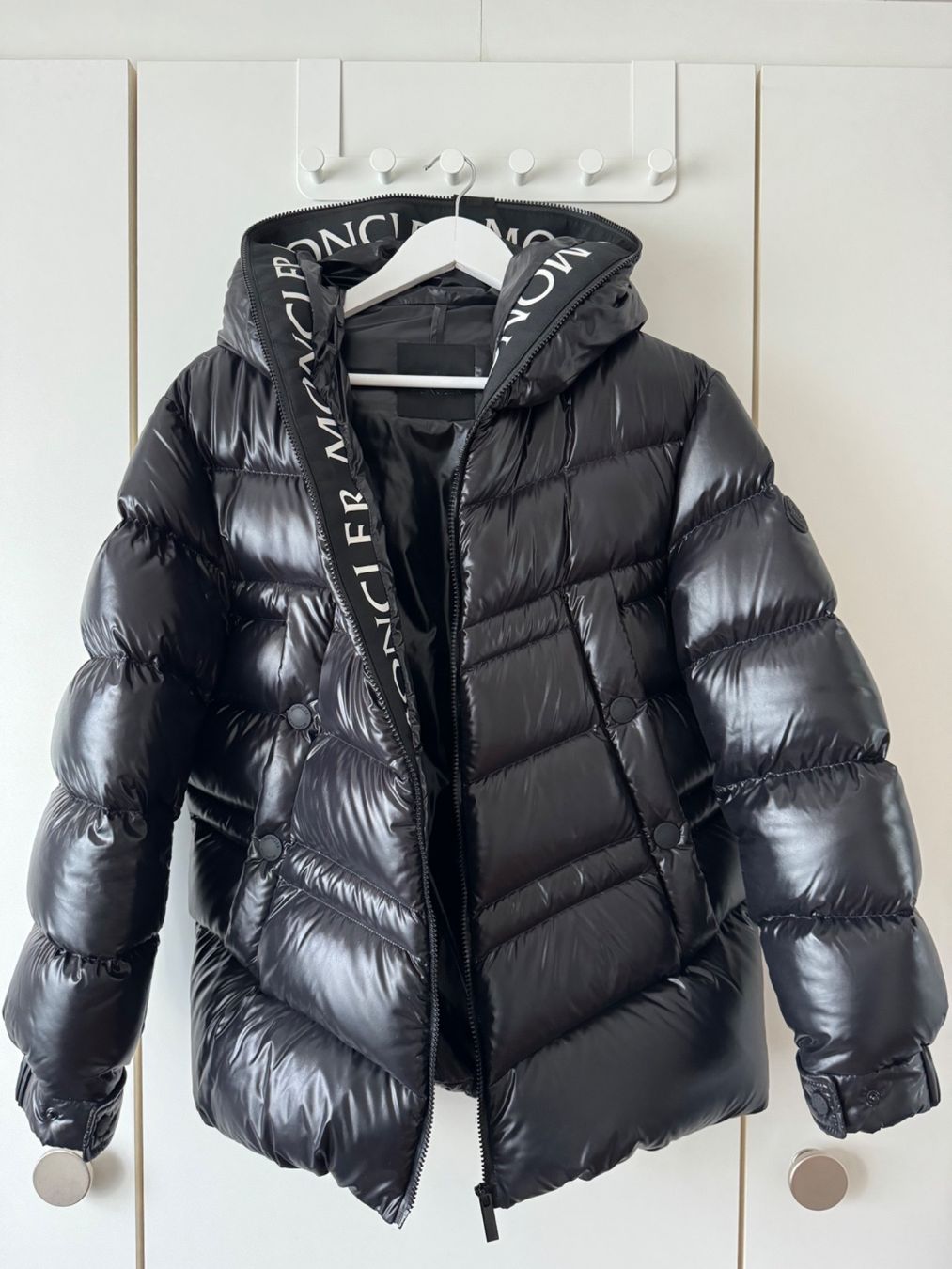 Moncler Giacche: Moncler Modell Clair Giubbotto 2022 – Usato da wallisellen venduto da Niccii 4