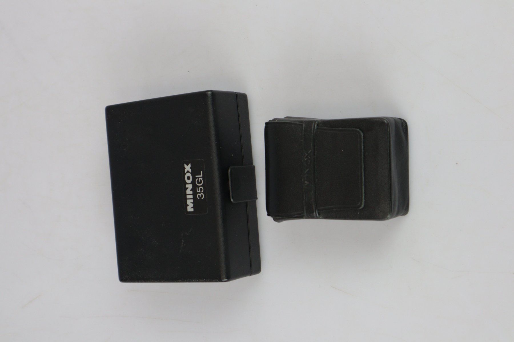 Minox Fotocamera: MINOX 35 GL & FC 35 Blitzgerät – Usato da Volketswil venduto da brockipfannenstil 6