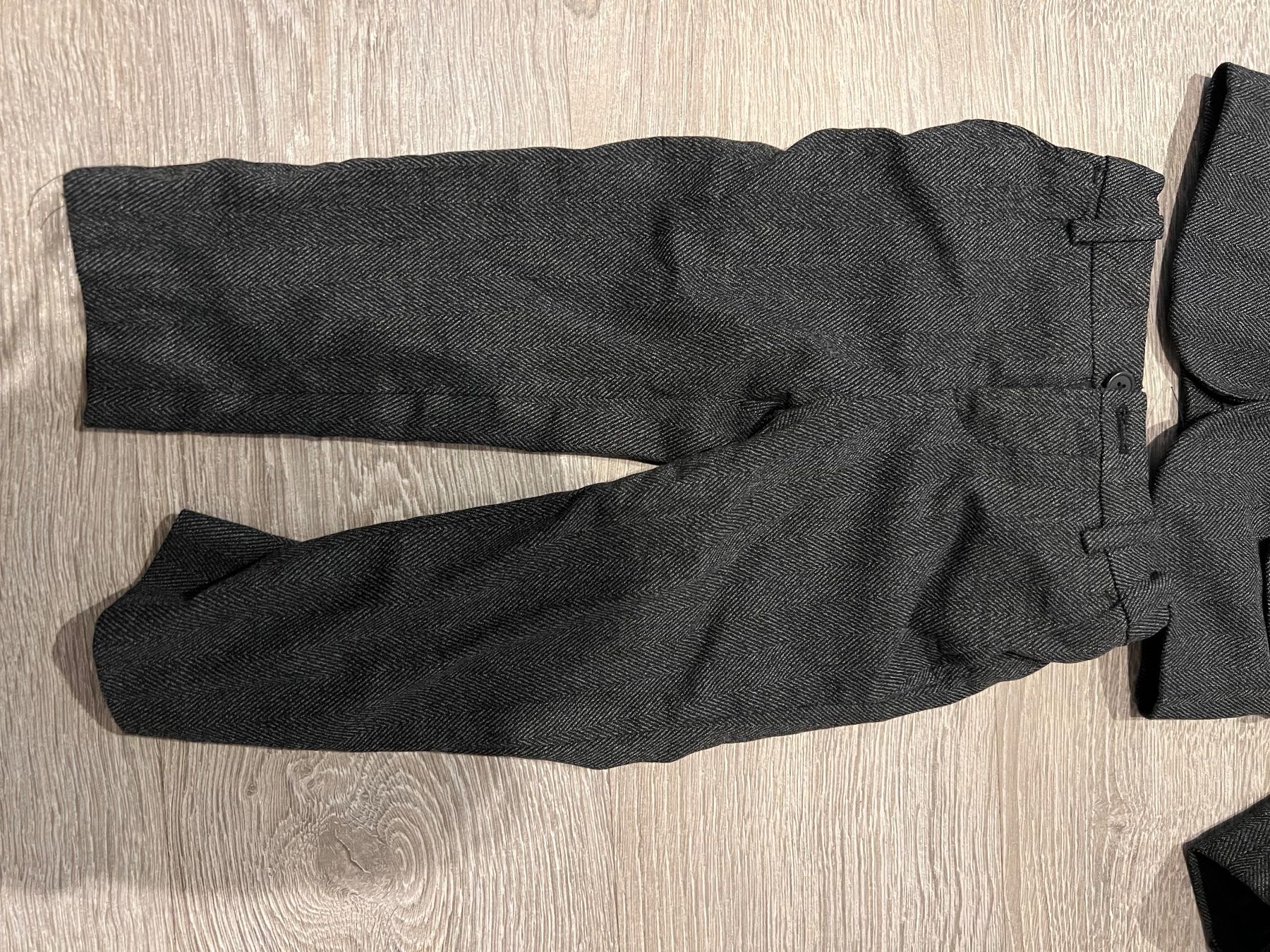 H&M Completi: Costard enfant – Usato da St-Pierre-Clages venduto da loc_8vtz 2