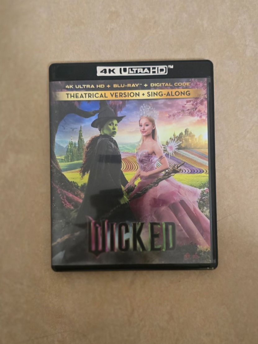 Tutti i DVDs: Wicked Part 1 DVD – Usato da Zürich venduto da Nexaro