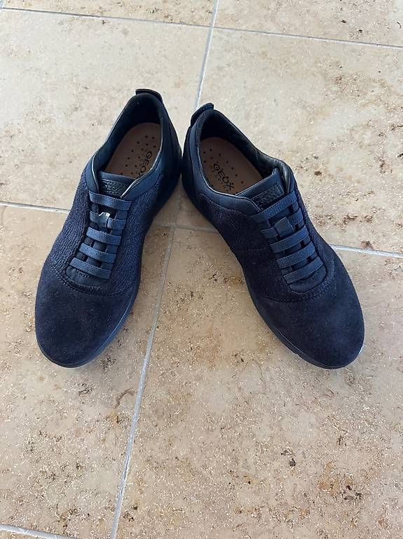 Scarpe da donna: Geox Turnschuhe Gr. 39 – Usato da Zürich venduto da _nushy