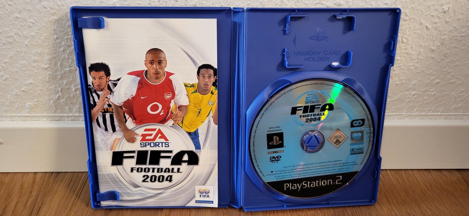 Sony Giochi: PS 2 - Fifa Football 2004 – Usato da Münsingen venduto da DigitaleSpielecke 2