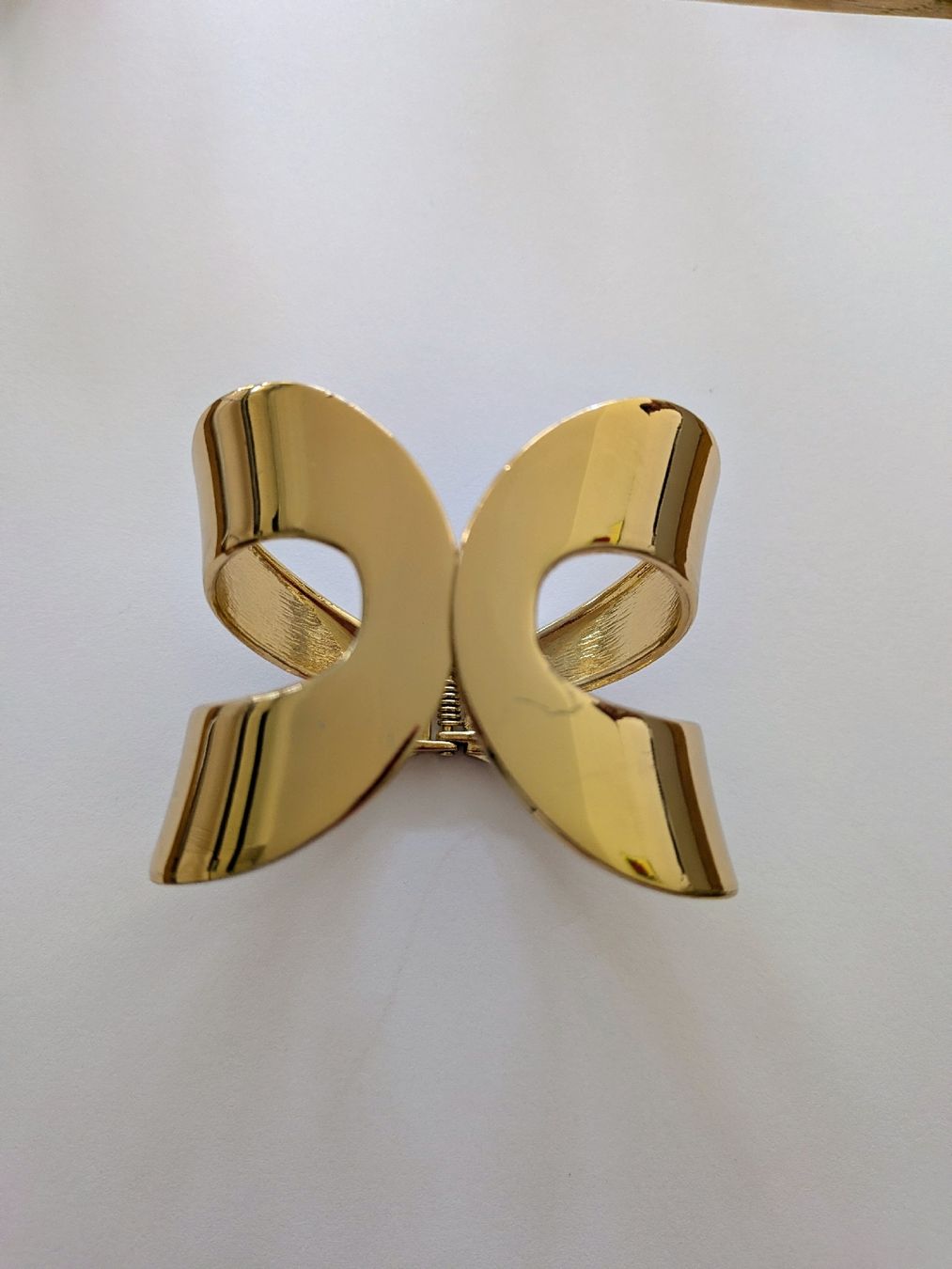 Armbänder & -reifen: Gold tone bracelet – Gebraucht aus Lachen SZ von joa_rf9n