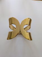 Gold tone bracelet