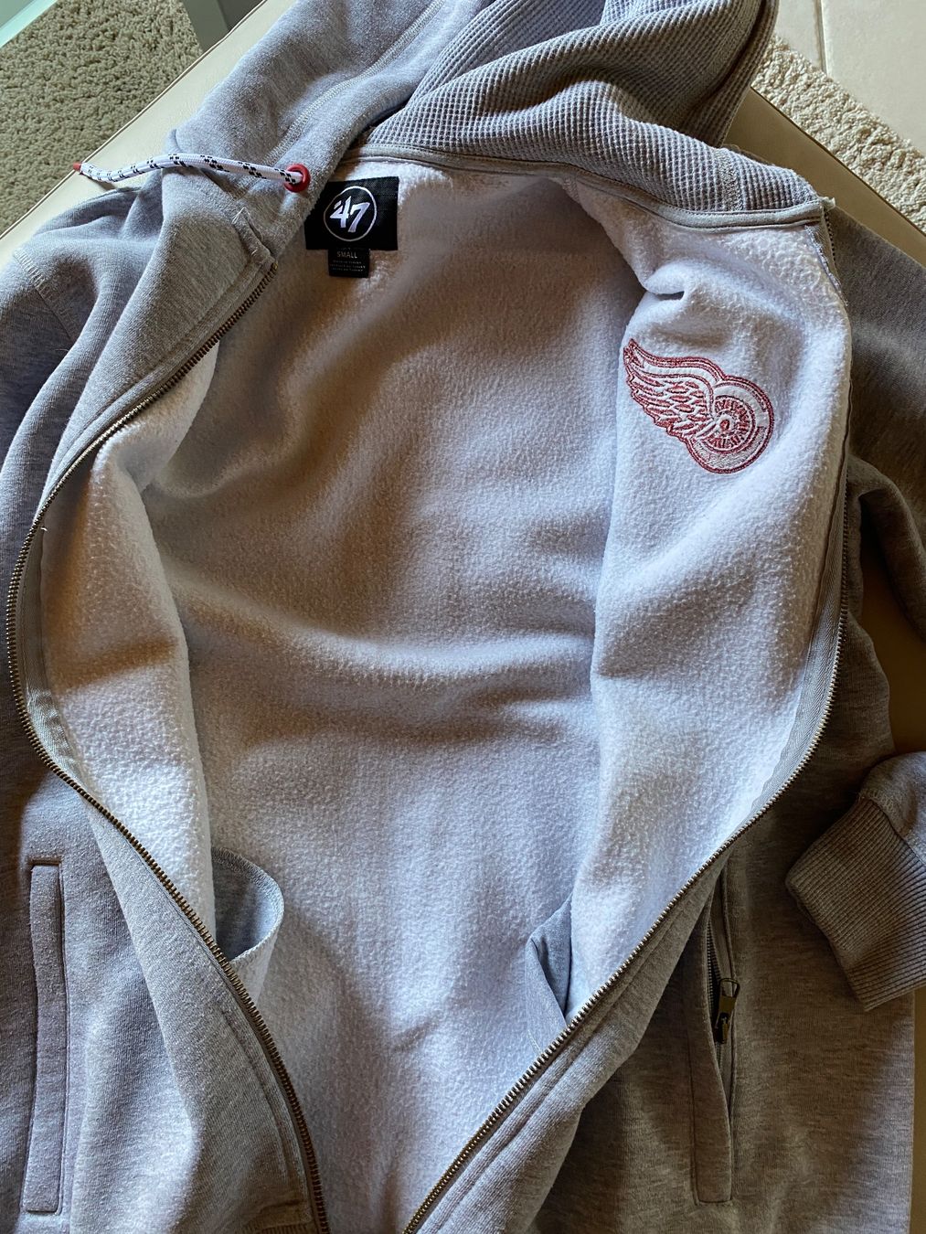 Pullover & Sweatshirts: Detroit Red Wings Hoodie – Neu (gemäss Beschreibung) aus Jona von Kigwuahon 3