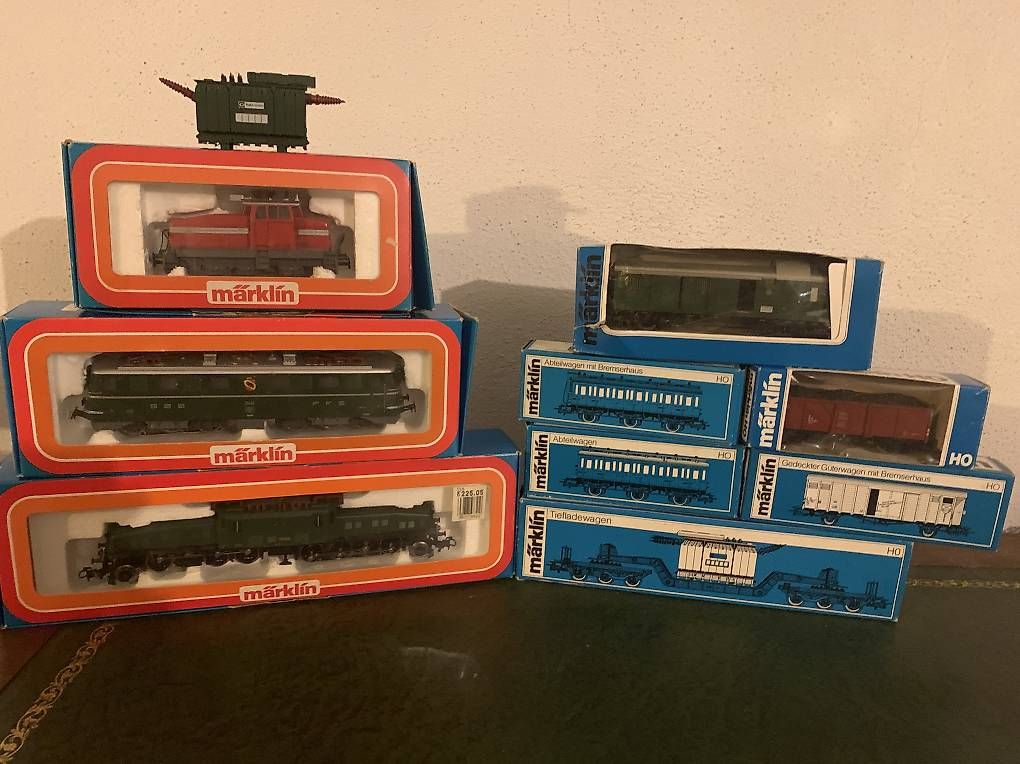 Märklin Modellini di ferrovie: Maquette train électrique – Usato da Boudry venduto da Spilote 1