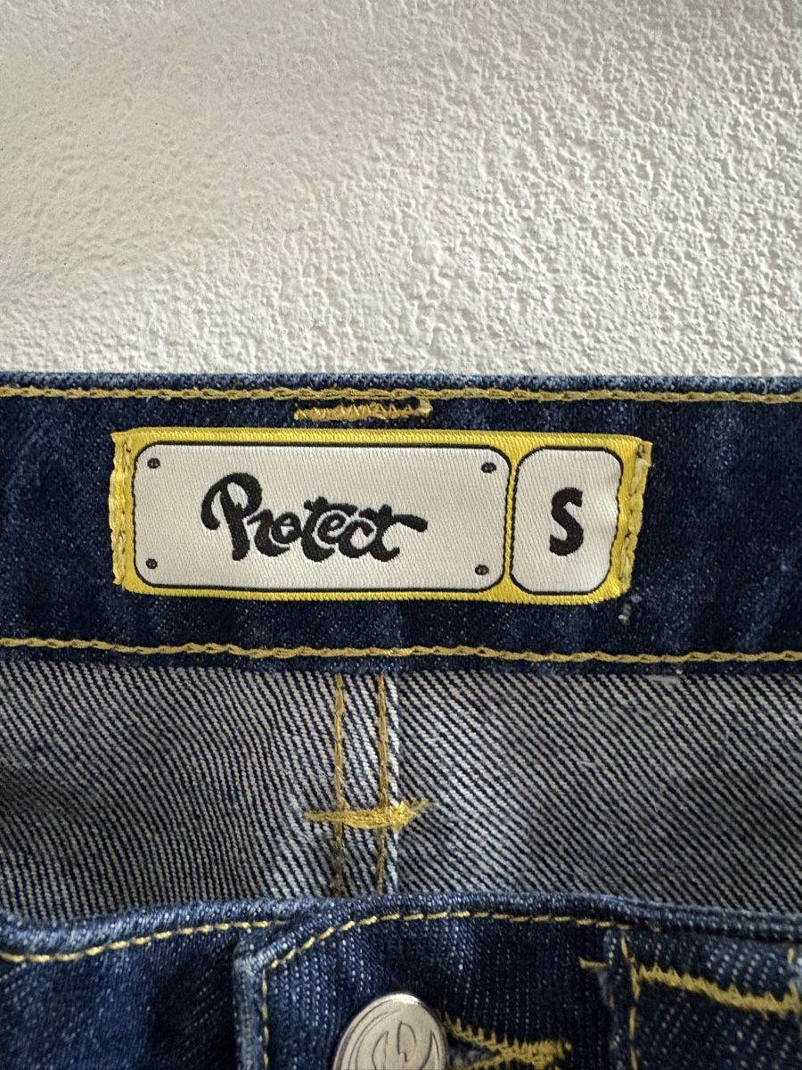 Jeans: Jean Protect Taille S brodé bon état – Usato da Vétroz venduto da eli_fc2s 3