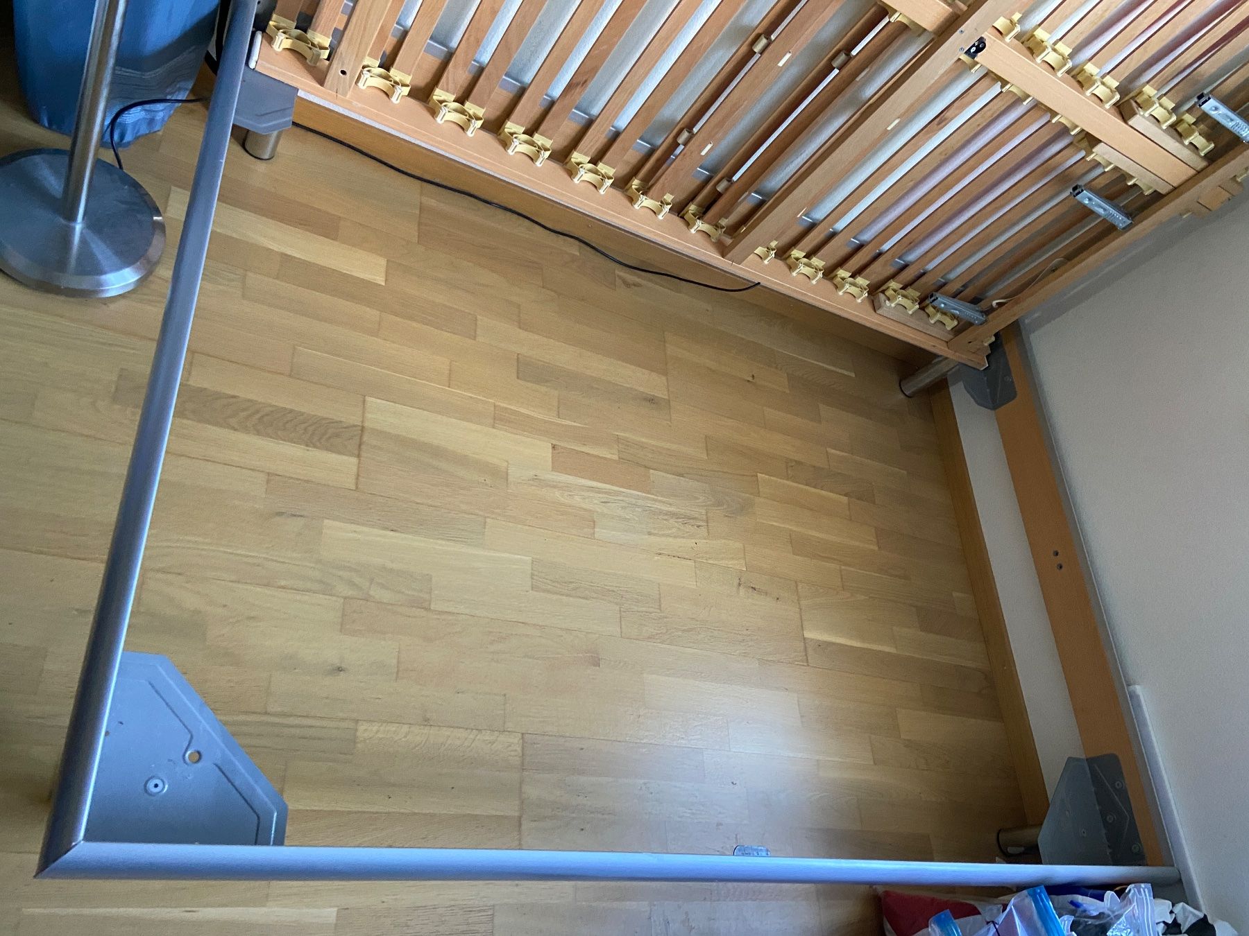 Lits: Bett 140x200 – D'occasion à Solothurn par die_7v55 4