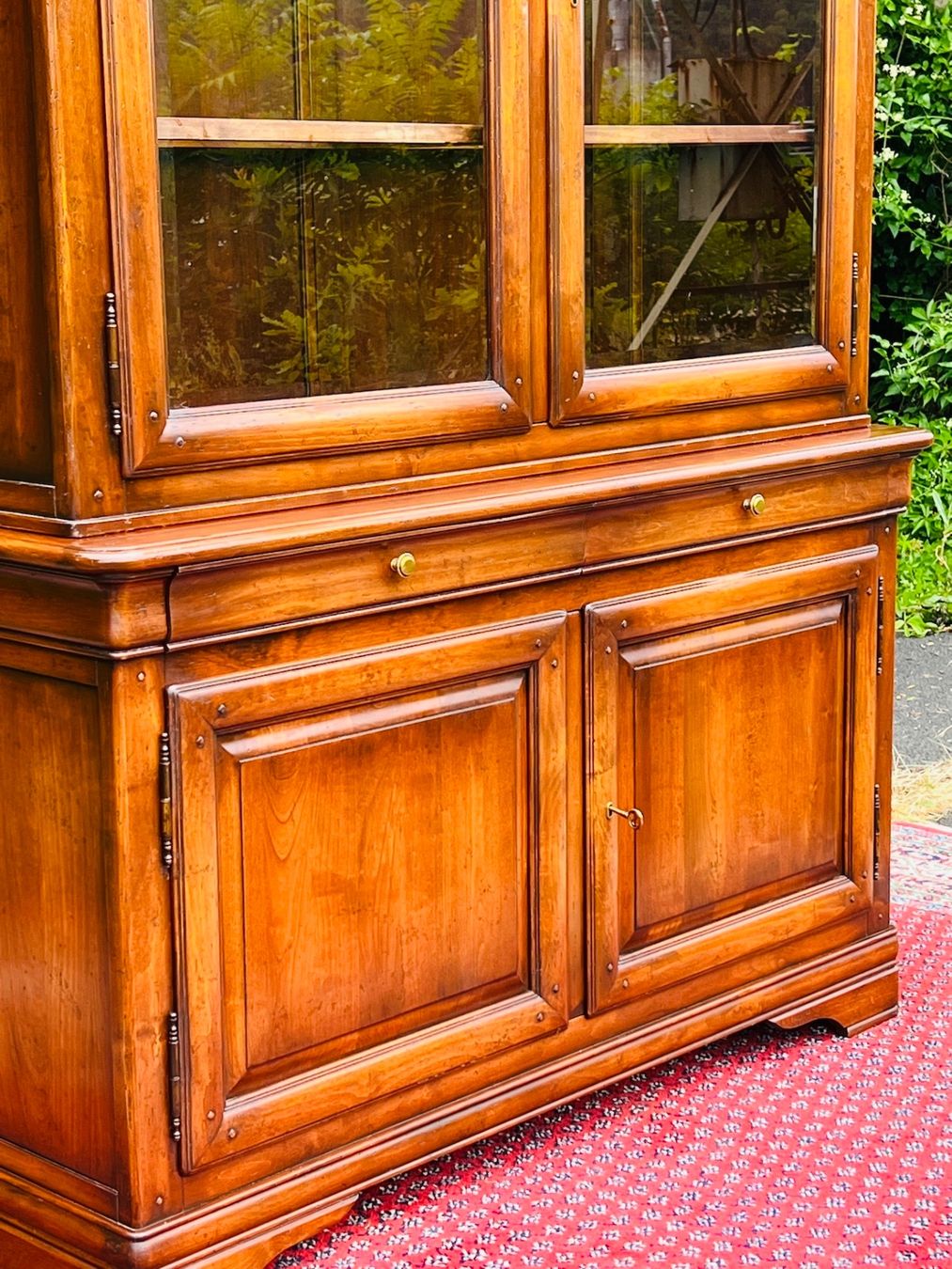 Vetrine: Biedermeier Vitrine Stilmöbel Schrank SELVA Nussbaum – Usato da Gemünden venduto da GEUENWALD 7