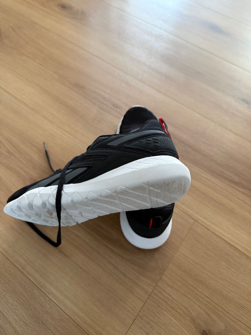 Reebok Herrenschuhe: Turnschuhe  Reebok – Gebraucht aus Bernhardzell von Ferkel1 1