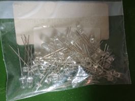 155 Stk LED rot HLMP-4700 5mm 2.0mcd/2mA - HLMP-8305