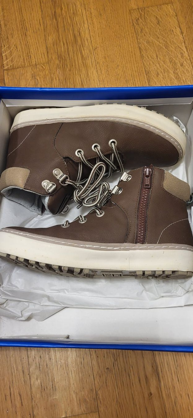Scarpe per ragazzi: Bottines enfant GIOSEPPO neuves pointure 28 – Nuovo e nell'imballaggio originale da la tour de peilz venduto da alegre02