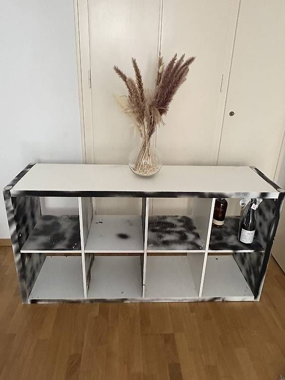 Scaffali: IKEA Kallax Regal  – Usato da Bern venduto da Wim_tr5x