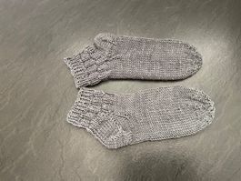 Handgestrickte Kindersocken Gr. 32/33 Fusslänge 21 cm