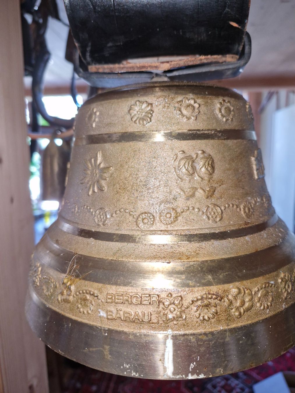 Cloches & sonnailles: Glocke Treichel – D'occasion à Guarda par rue_bpd7 2