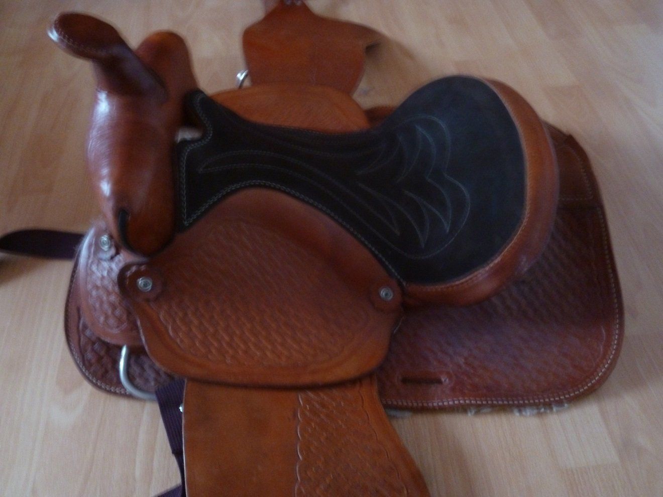 Selle & Accessori: Westernsattel – Nuovo (secondo la descrizione) da Langenthal venduto da Tbraunbaer