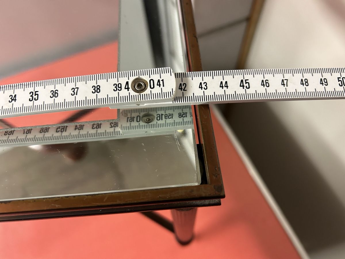 Tavoli: Alter Beistelltisch Messing Glasplatte 40x30cm  – Usato da Lanzenhäusern venduto da vic63 5