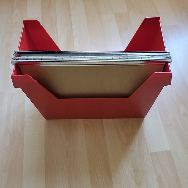 Hängeregistern Box rot (Gebraucht) in Berikon für CHF 6 – mit Lieferung ...