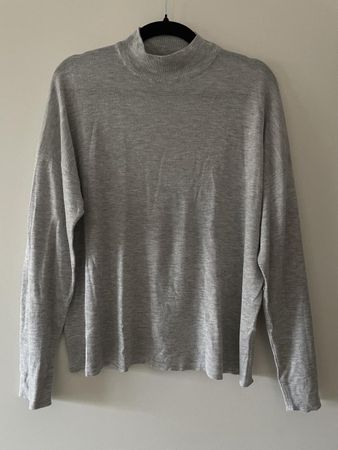 Dünner Rollkragenpullover von H&M in Grösse M