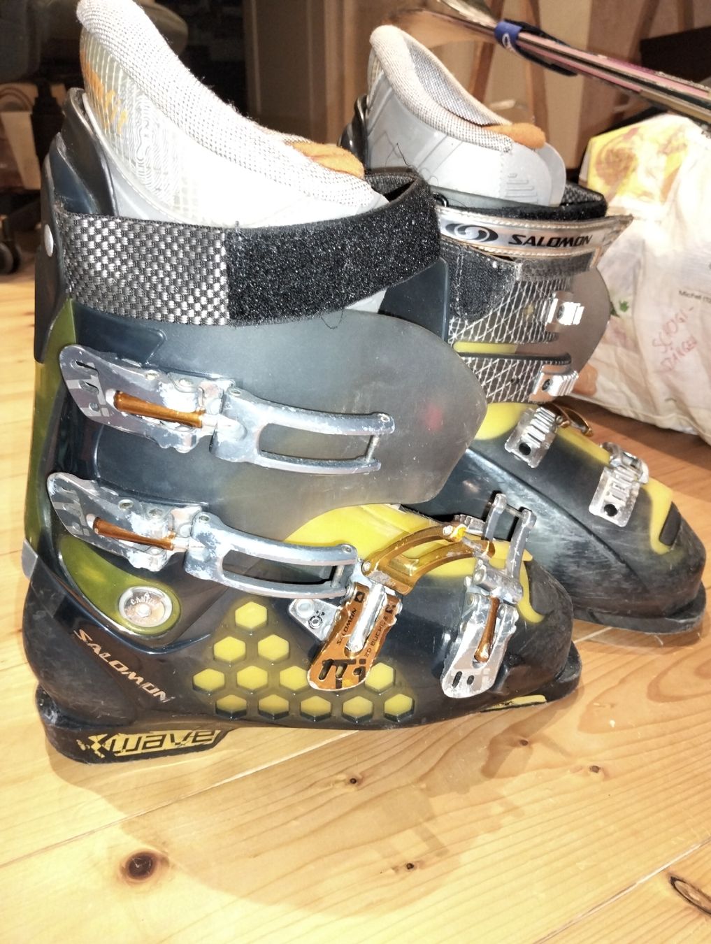Salomon Sci: Skischuhe 41 Salomon – Usato da Hettlingen venduto da Coolway