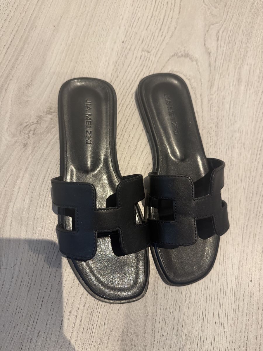 Scarpe da donna: Pantoletten Schwarz Neu ! – Nuovo (secondo la descrizione) da Zug venduto da alm_zng5