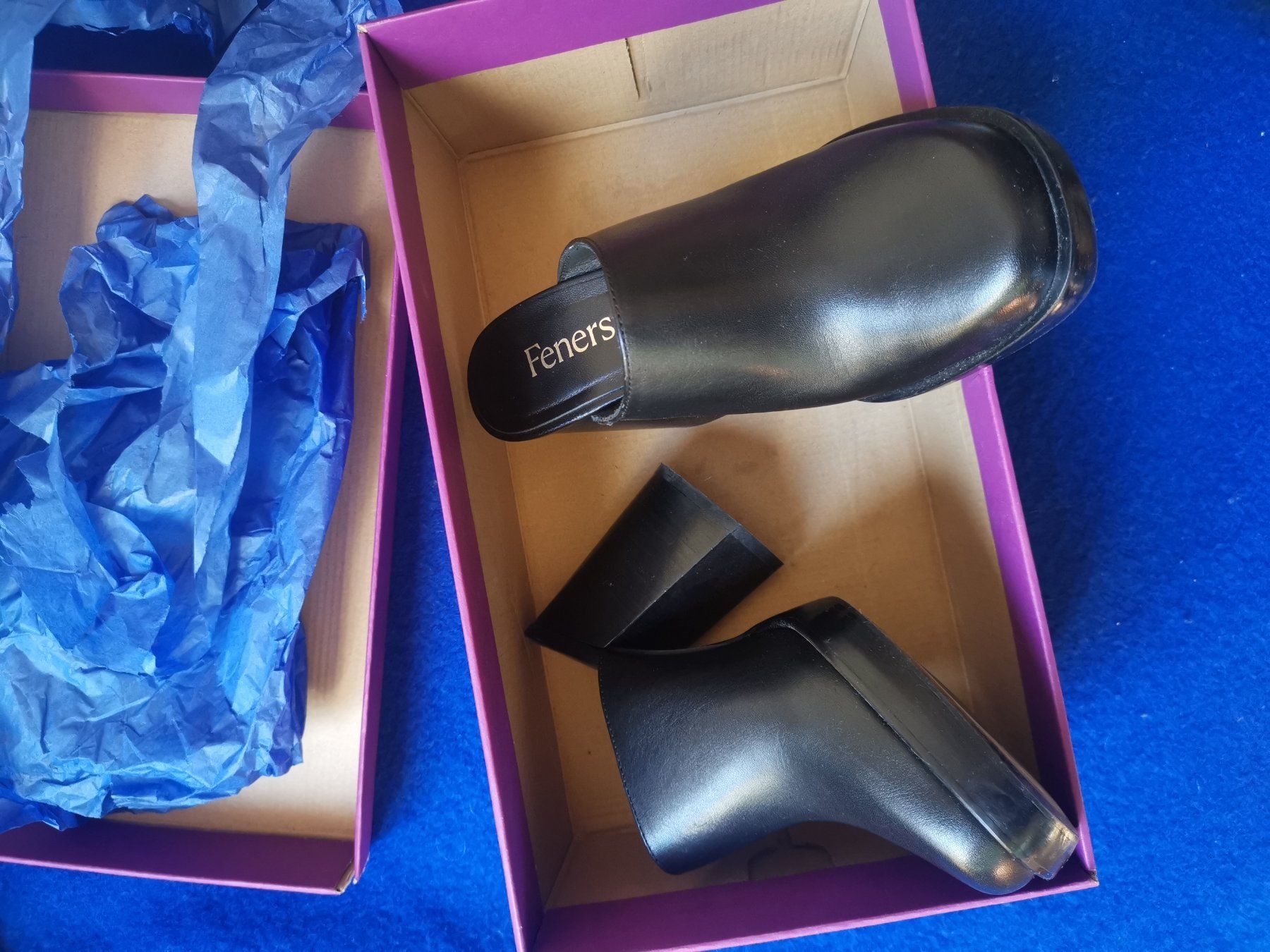 Scarpe da donna: NEU Feners Leather black mules & clogs Size 36 – Nuovo (secondo la descrizione) da Zürich venduto da VanJensen 2