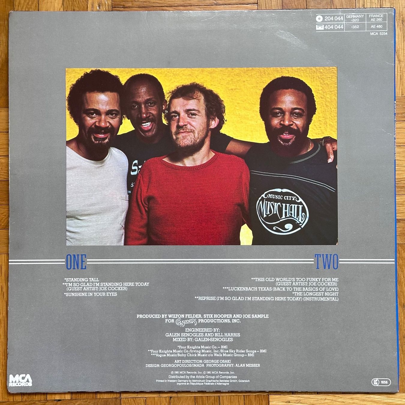 Vinyles: LP - Crusaders – Standing Tall – D'occasion à Breganzona par Onairda75 1