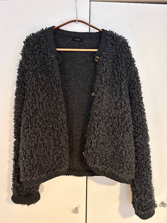 Giacche: MASSIMO DUTTI STRICKJACKE GRAU – Usato da Luzern venduto da mel_z9lv 1