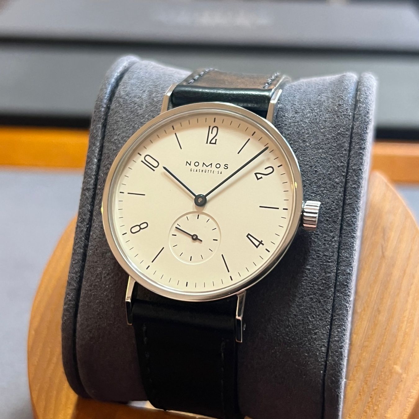 Nomos Orologi: Nomos Tangente Stem-Winder Full Set Expo2000 – Usato da Carouge GE venduto da Watchaser 2