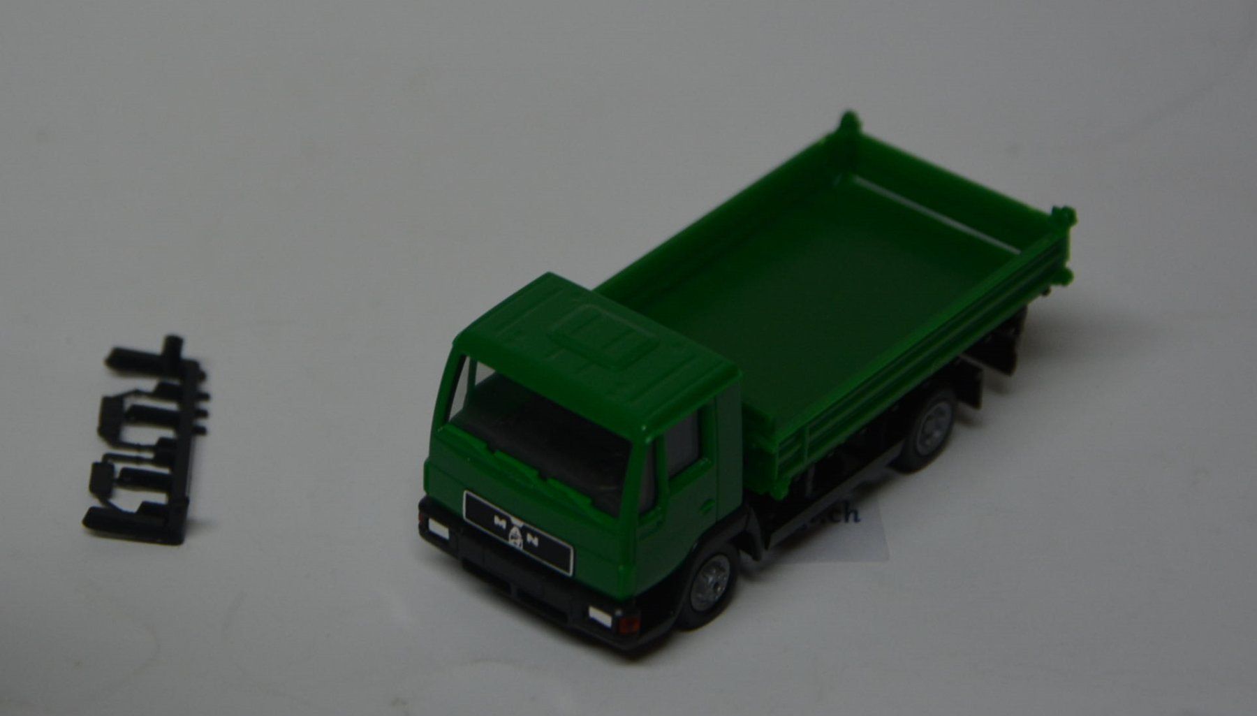Herpa Modellbausätze & Standmodelle: MAN L2000 Kipper , Herpa 142205 , 1:87 – Neu und originalverpackt aus Goldach von Feivel9 4