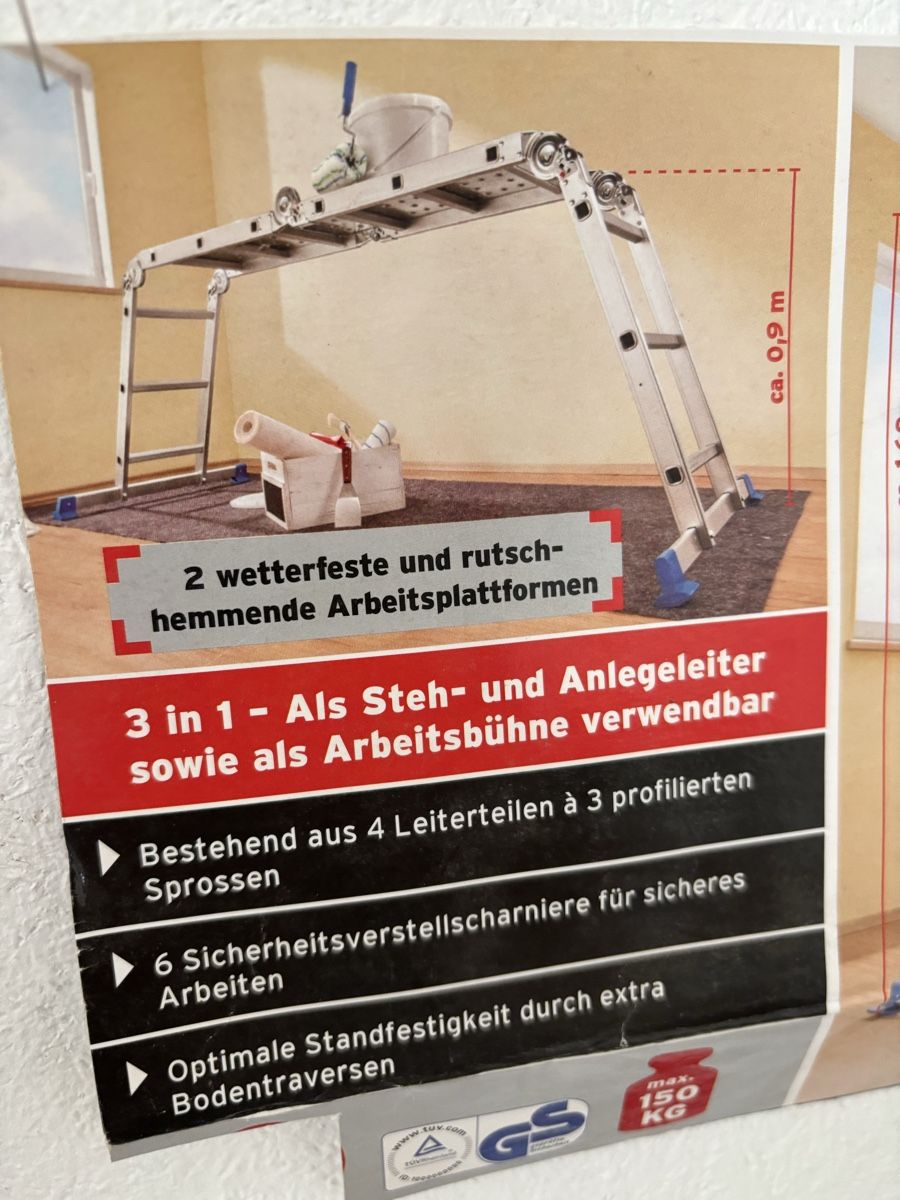 Scale: 1 Alu-Multifunkt.Leiter u.2 Arbt.Platten zu verkaufen – Usato da Winterthur venduto da imb_9wyp
