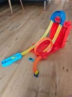 Hot Wheels Rennbahn mit Loop und Auto guter Zustand