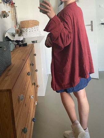 Schöner, lockerer Pullover, Farbe rosa (dunkelrosa) Gr. L