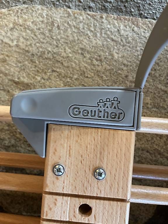 Lauf- & Sicherungsgitter: Geuther Barrière de sécurité escalier  – Gebraucht aus Les Collons von gehaisse 1